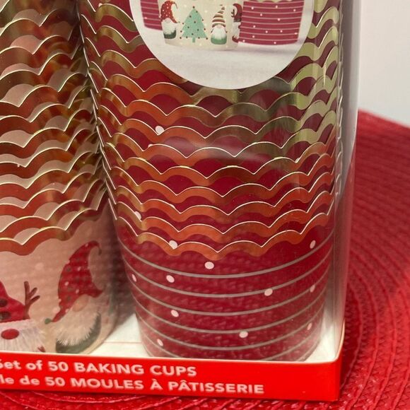 Real Simple Baking Cups Gnome 50 pieces NWT - Picture 2 of 5